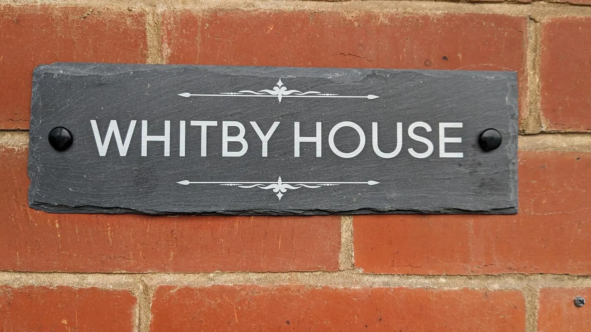 Whitby House别墅